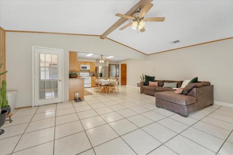 1926 Creek Wood Court Irving TX 75060
