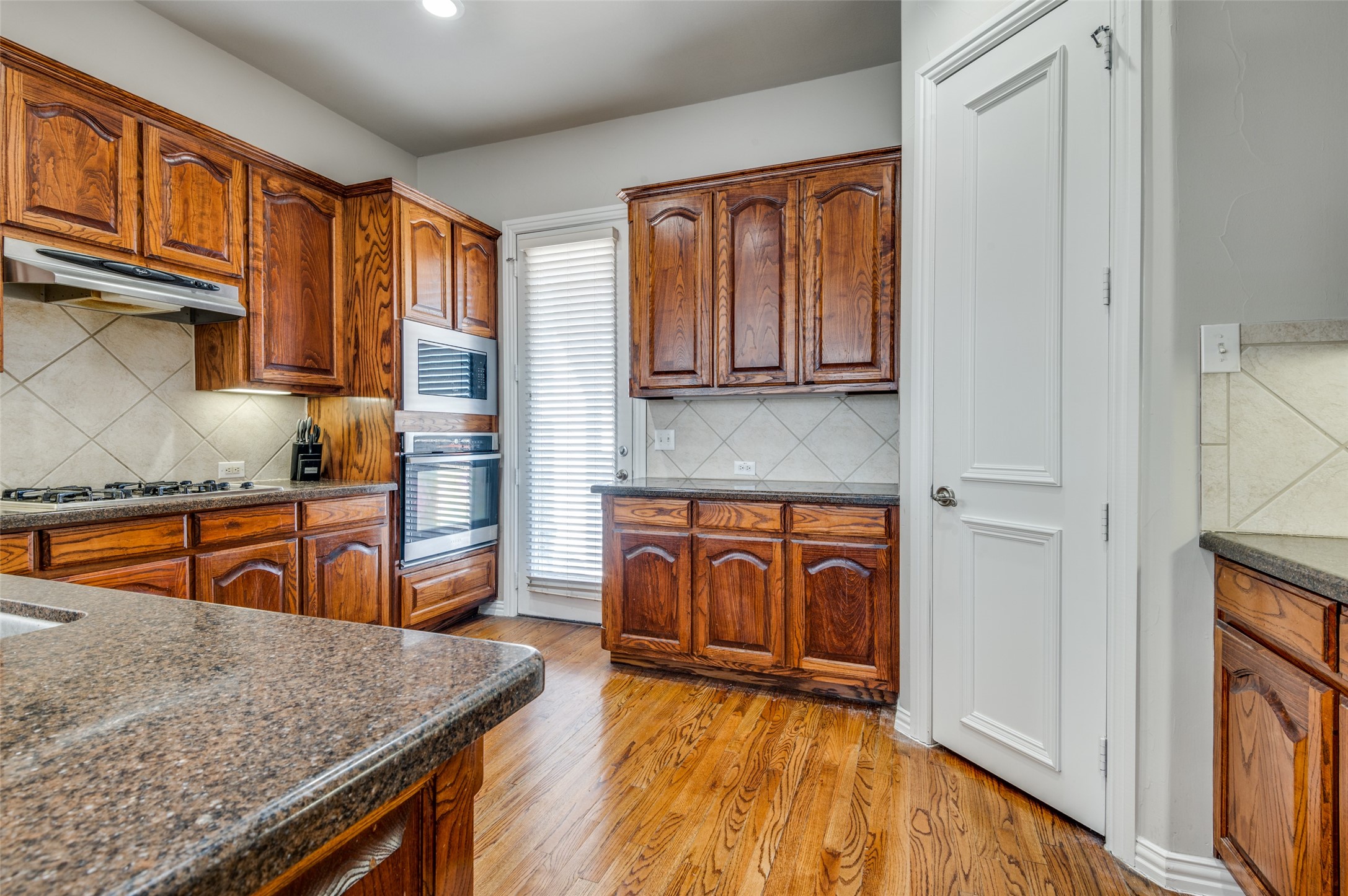 3351 Garrett Drive Irving TX 75062