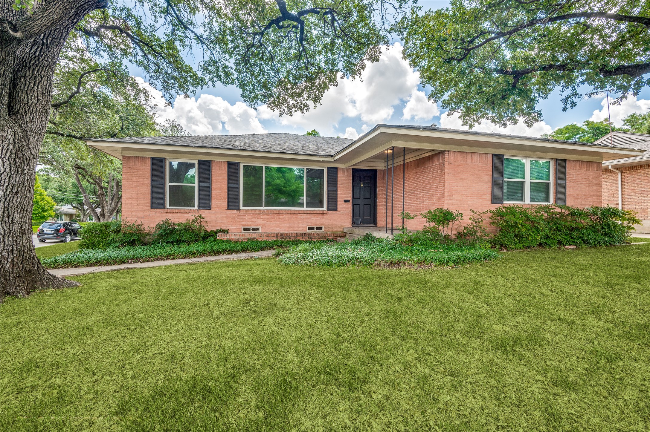 6404 Lange Circle Dallas TX 75214