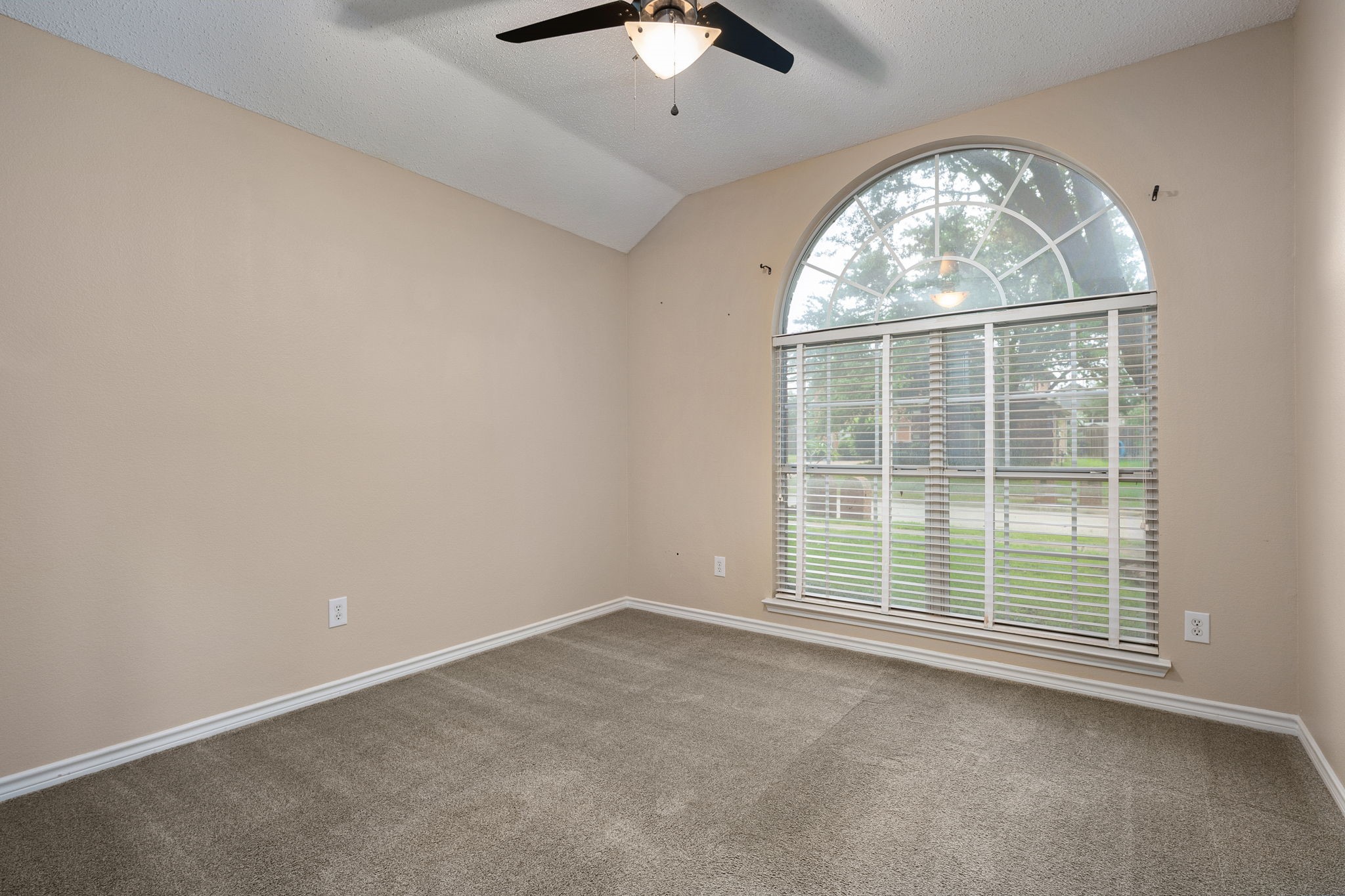 806 Green Apple Drive Garland TX 75044