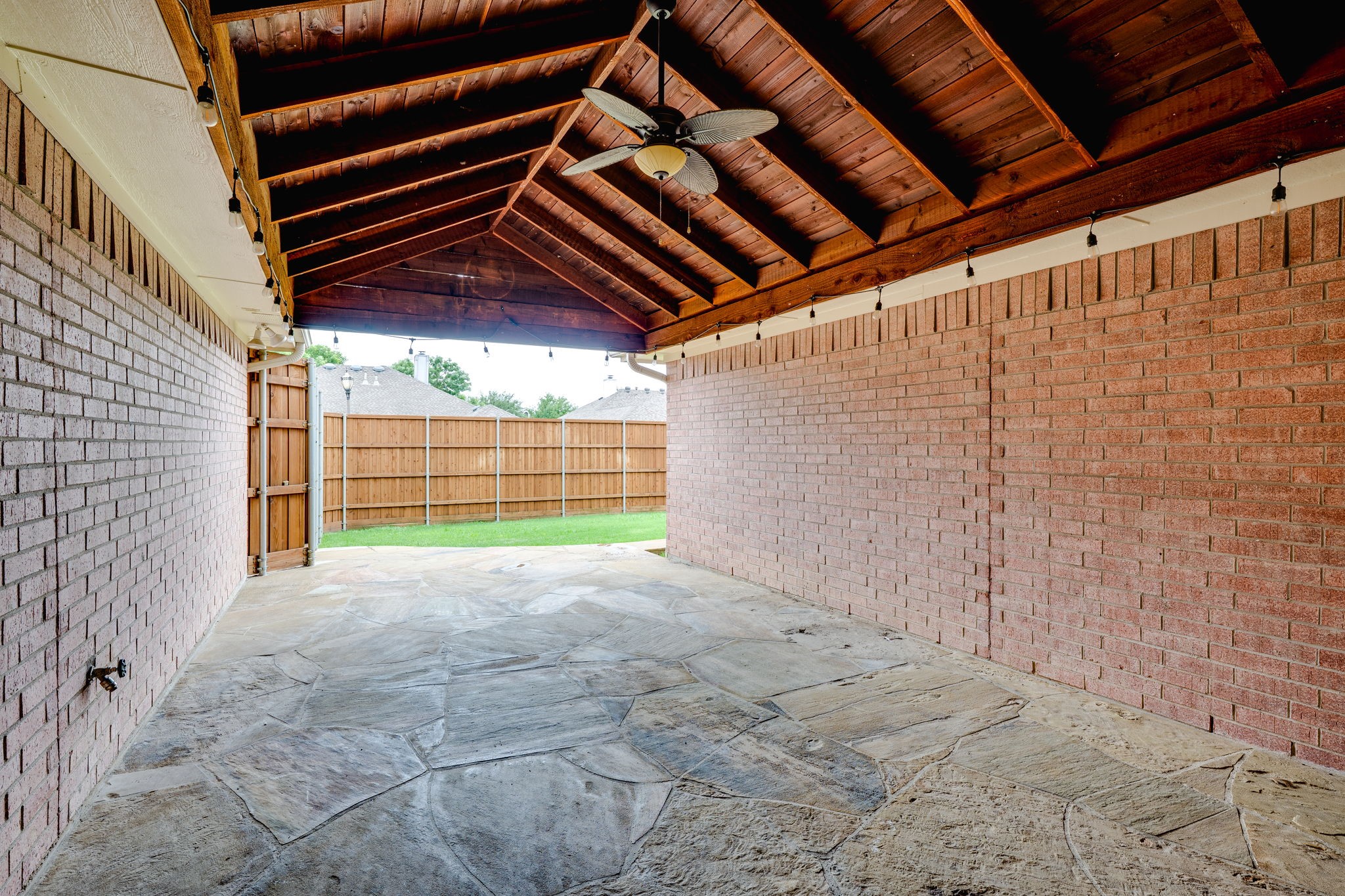 806 Green Apple Drive Garland TX 75044