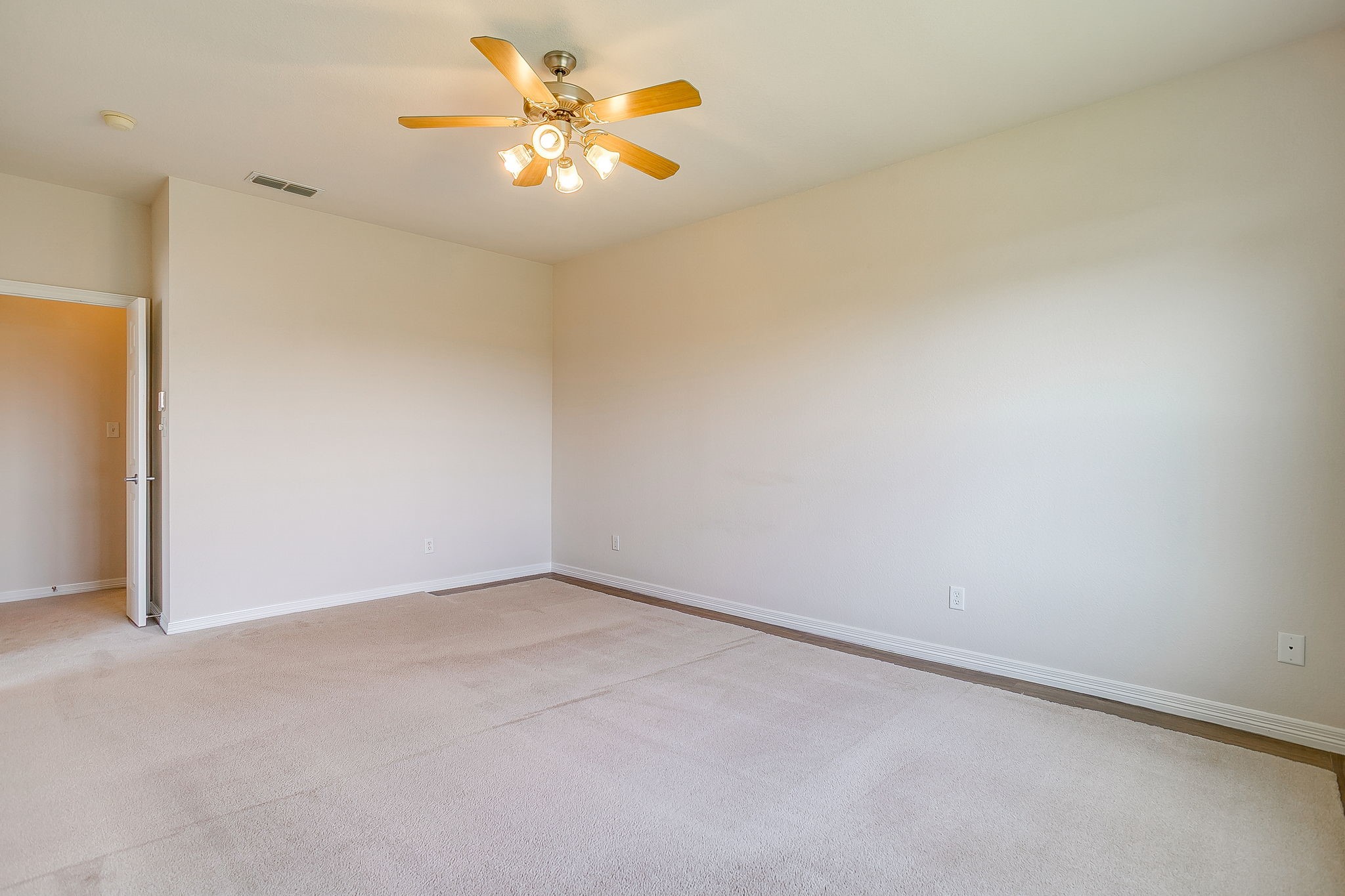 1173 Albatross Court Benbrook TX 76126