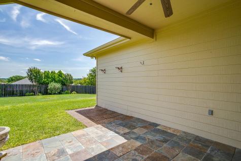 1173 Albatross Court Benbrook TX 76126