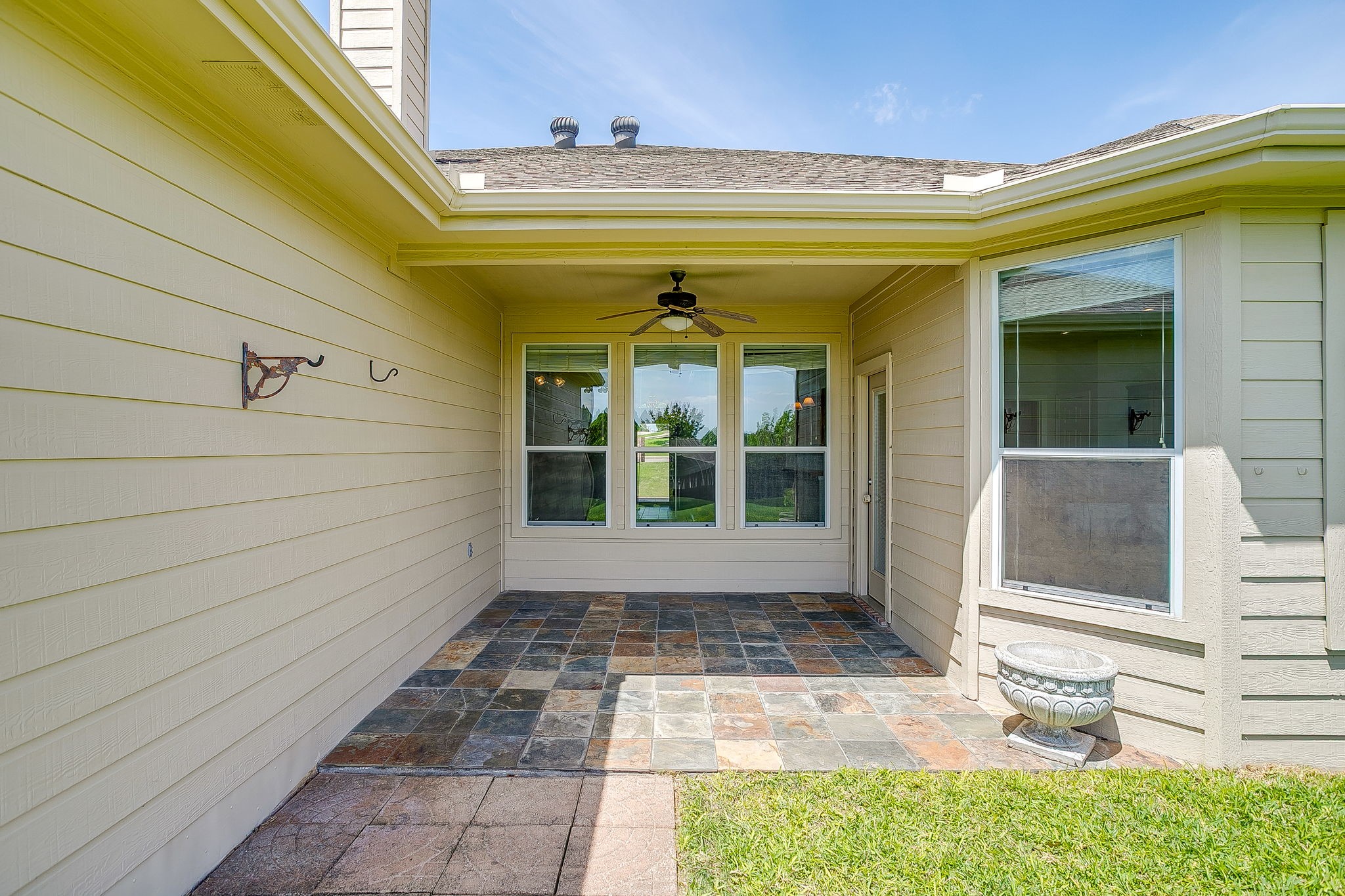 1173 Albatross Court Benbrook TX 76126