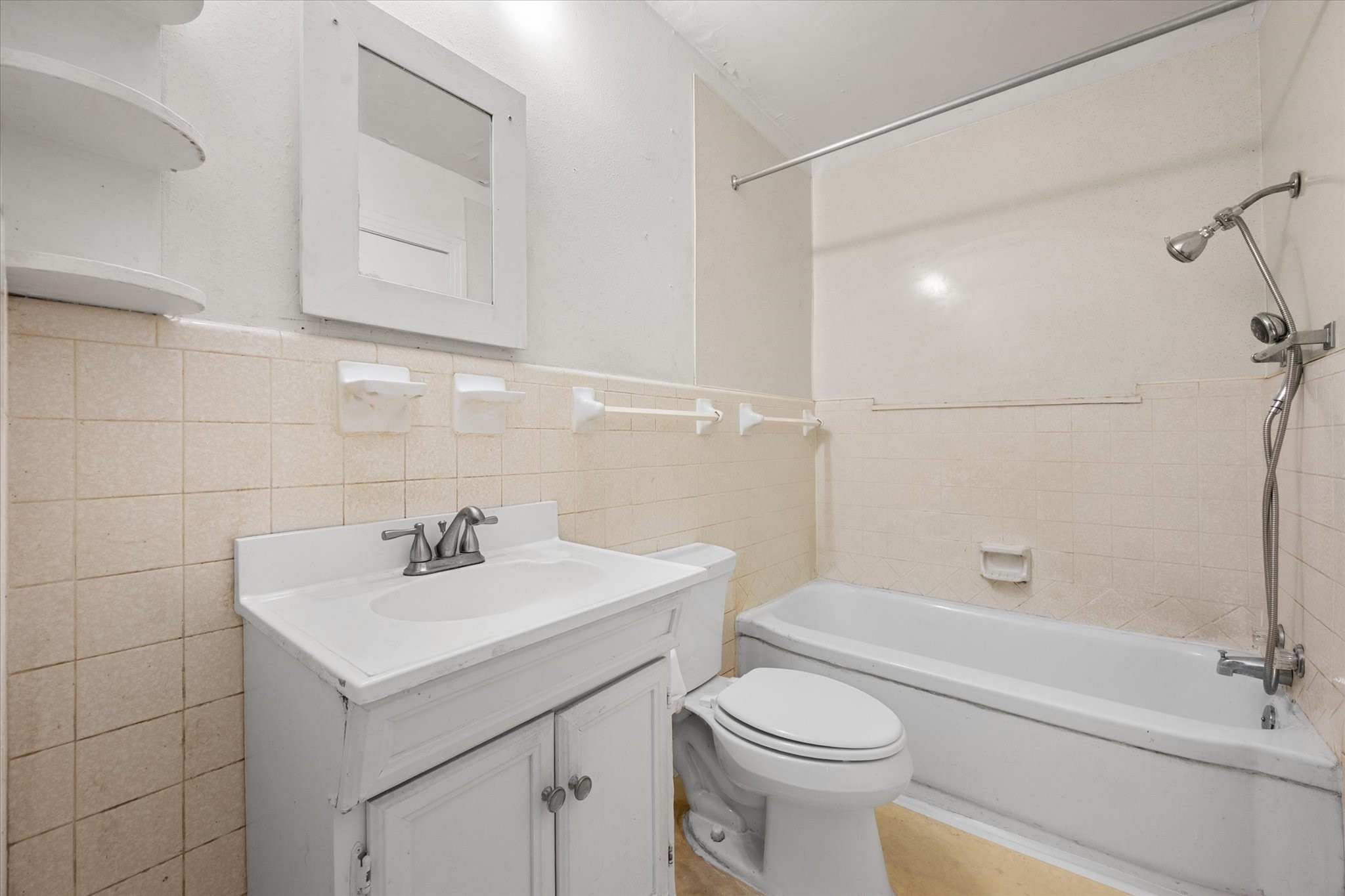 2103 Pecandale Drive Arlington TX 76013
