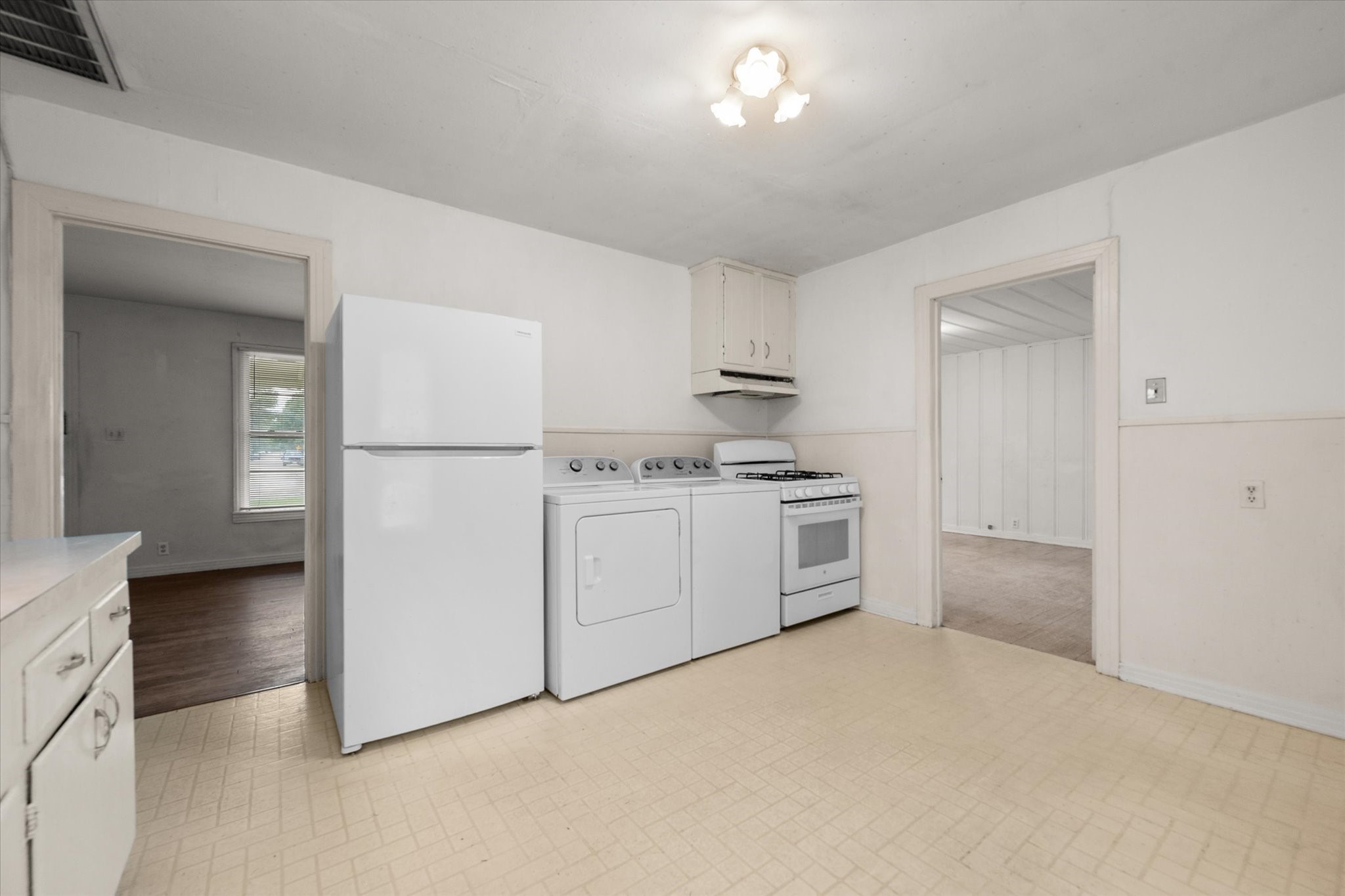2103 Pecandale Drive Arlington TX 76013