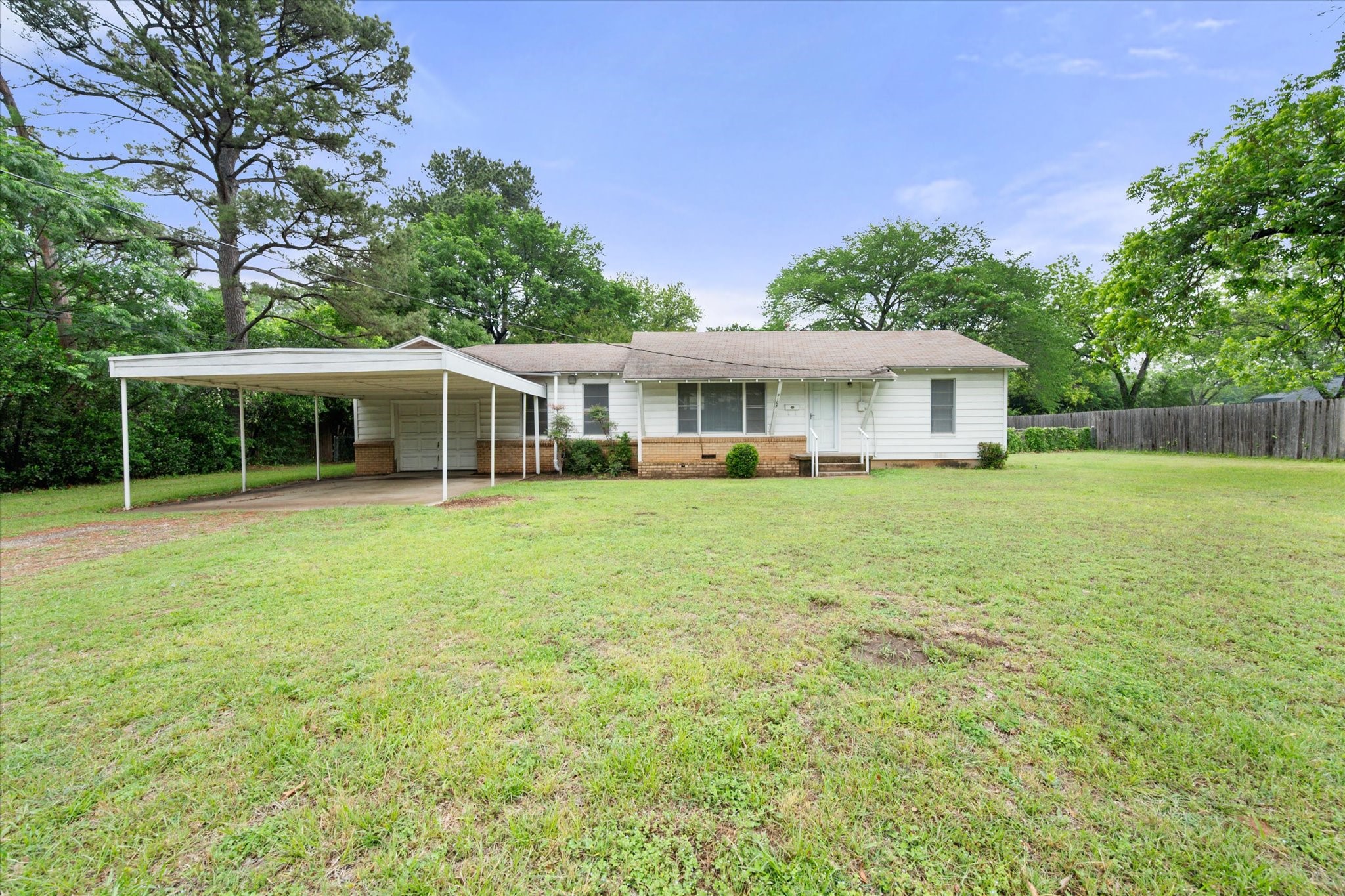 2103 Pecandale Drive Arlington TX 76013