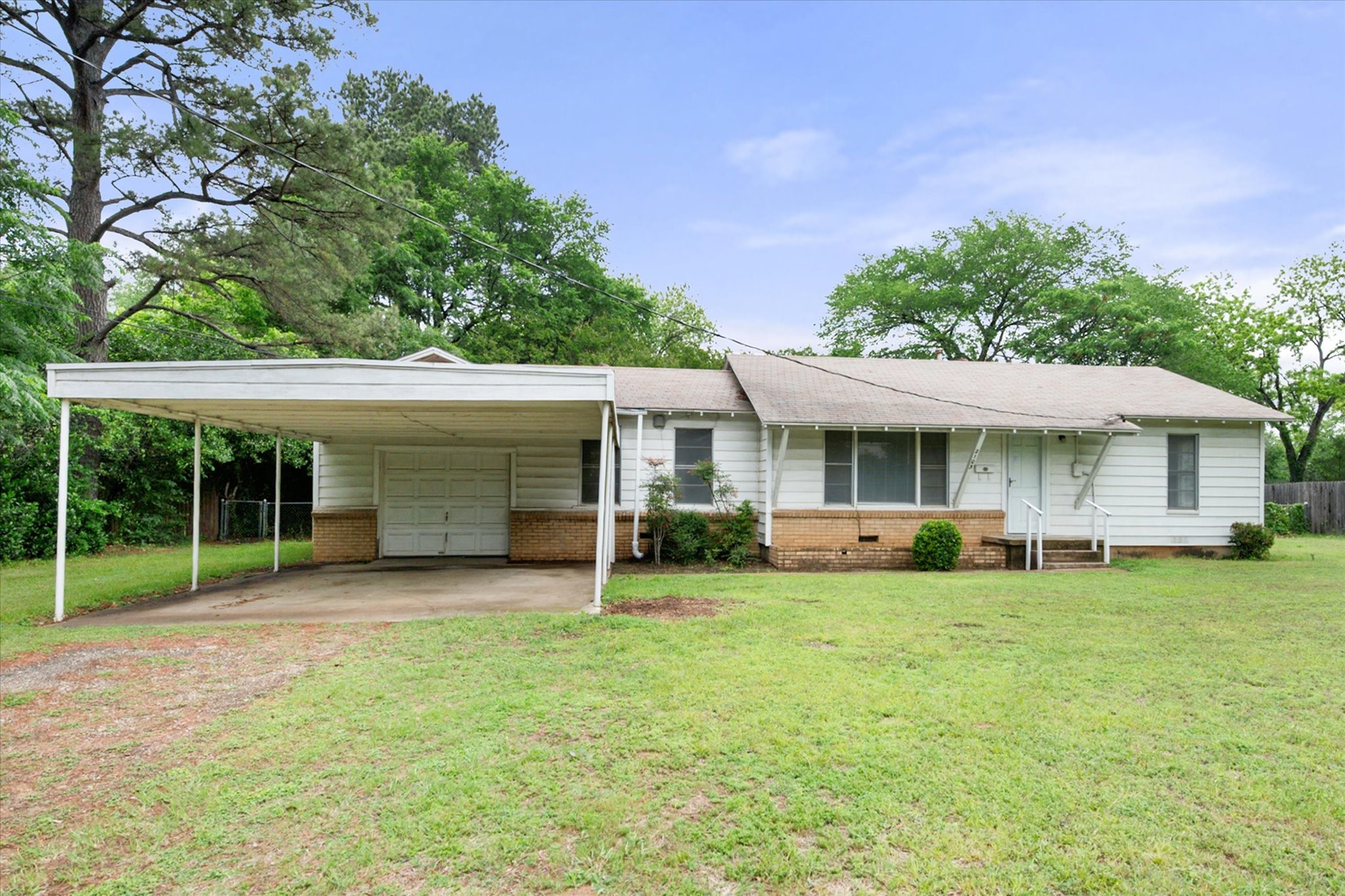 2103 Pecandale Drive Arlington TX 76013
