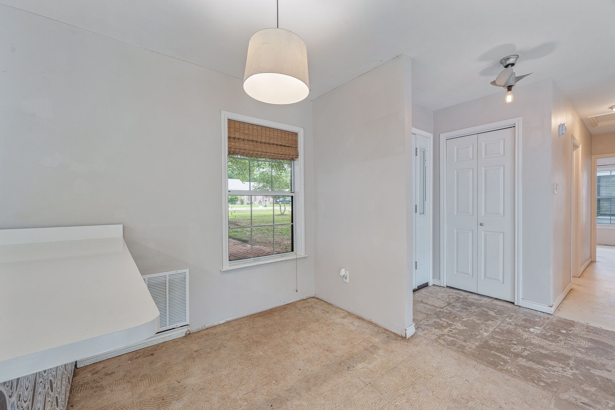 4013 Cherokee Court Granbury TX 76048