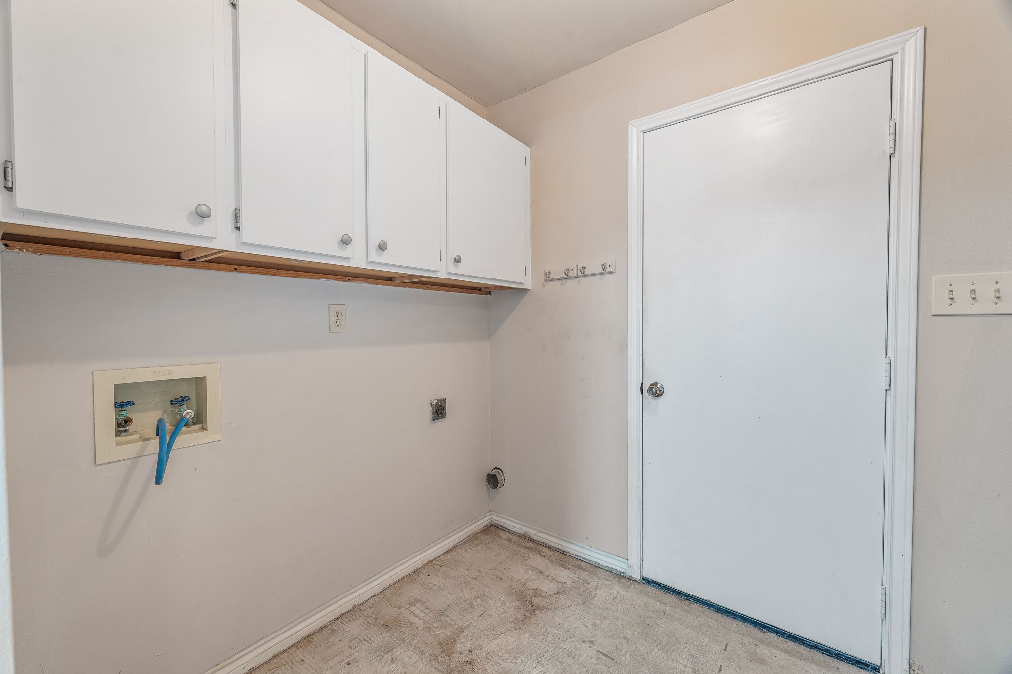 4013 Cherokee Court Granbury TX 76048