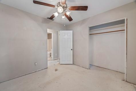 4013 Cherokee Court Granbury TX 76048
