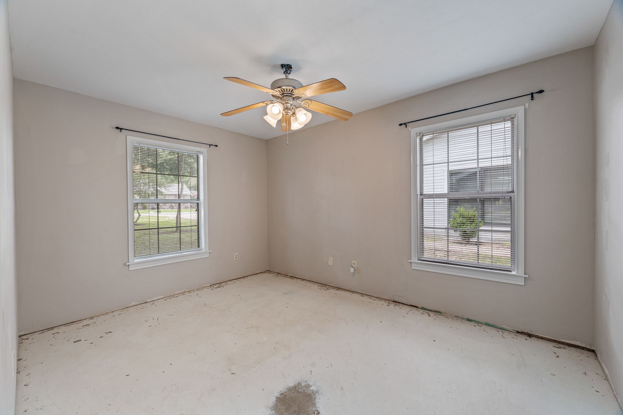 4013 Cherokee Court Granbury TX 76048