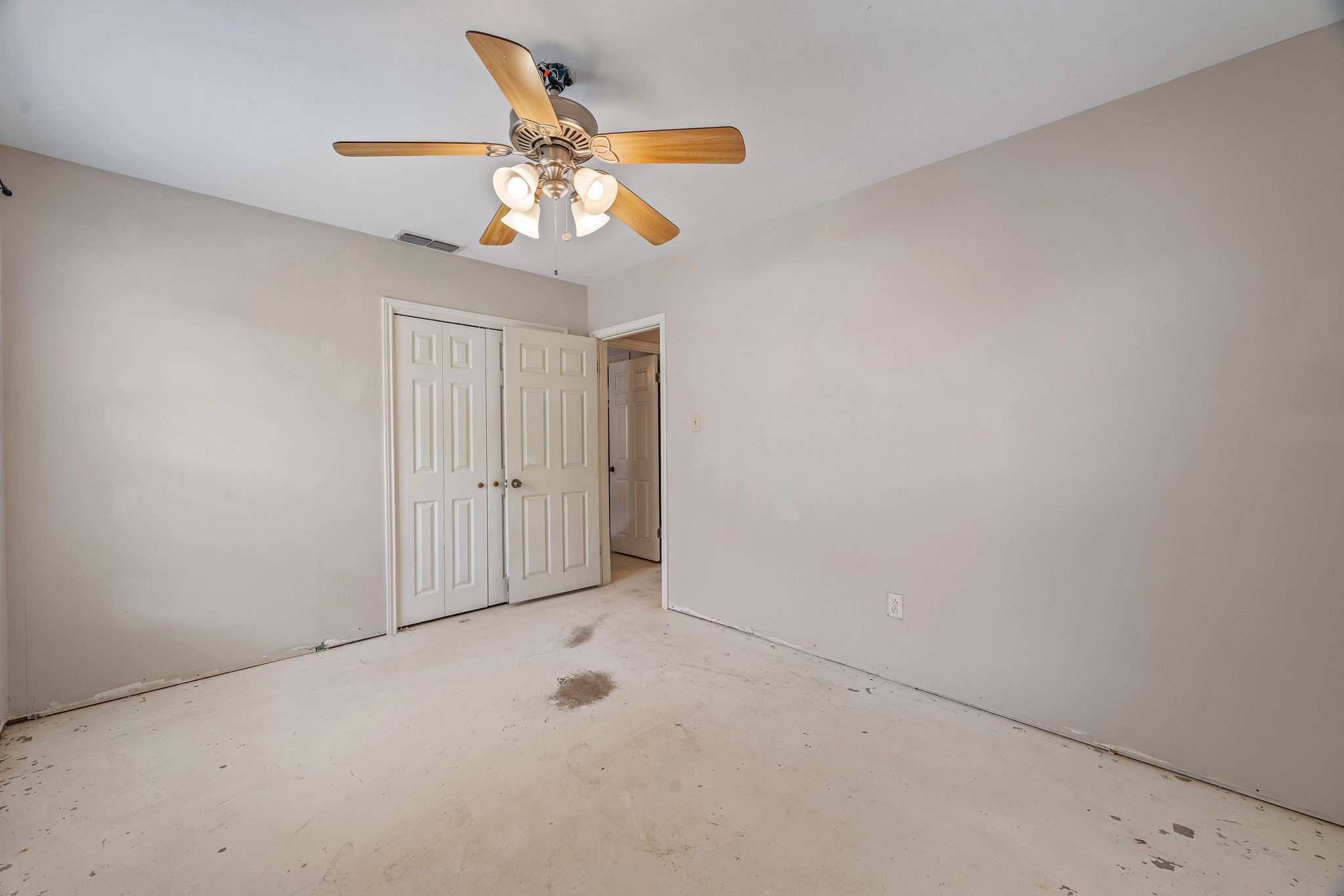 4013 Cherokee Court Granbury TX 76048