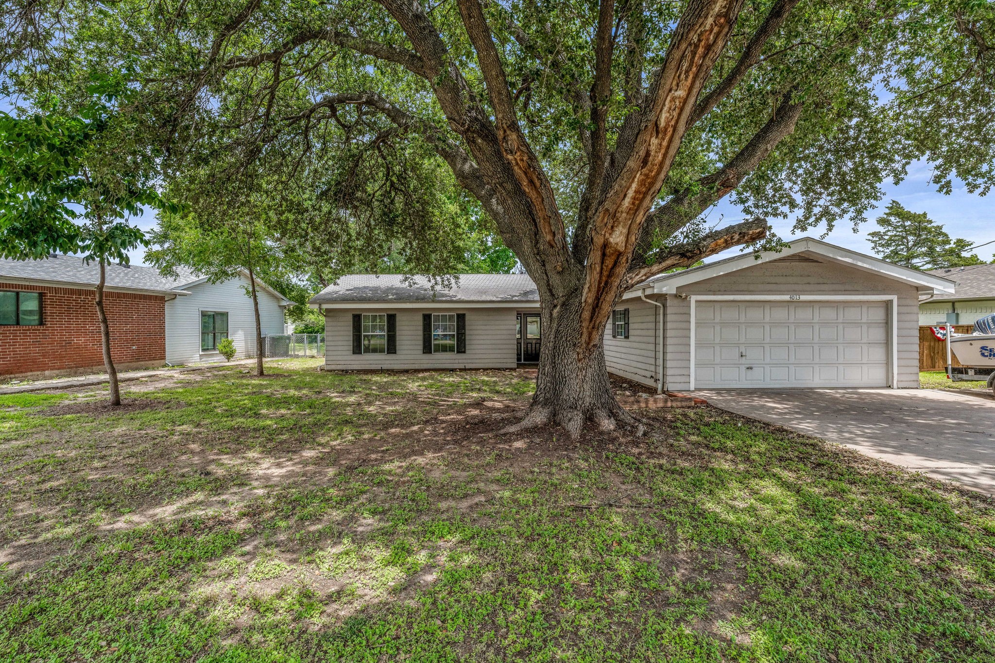 4013 Cherokee Court Granbury TX 76048