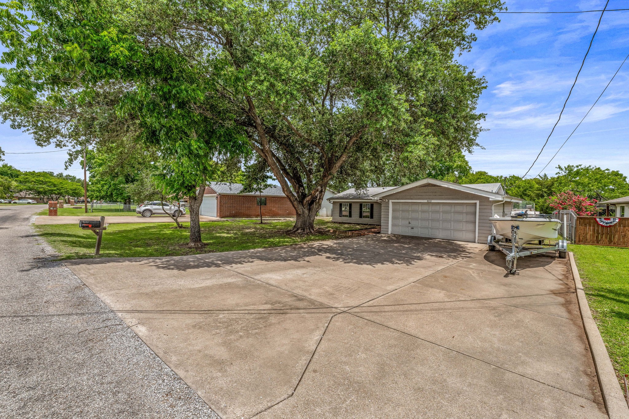 4013 Cherokee Court Granbury TX 76048
