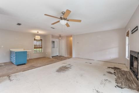 4013 Cherokee Court Granbury TX 76048