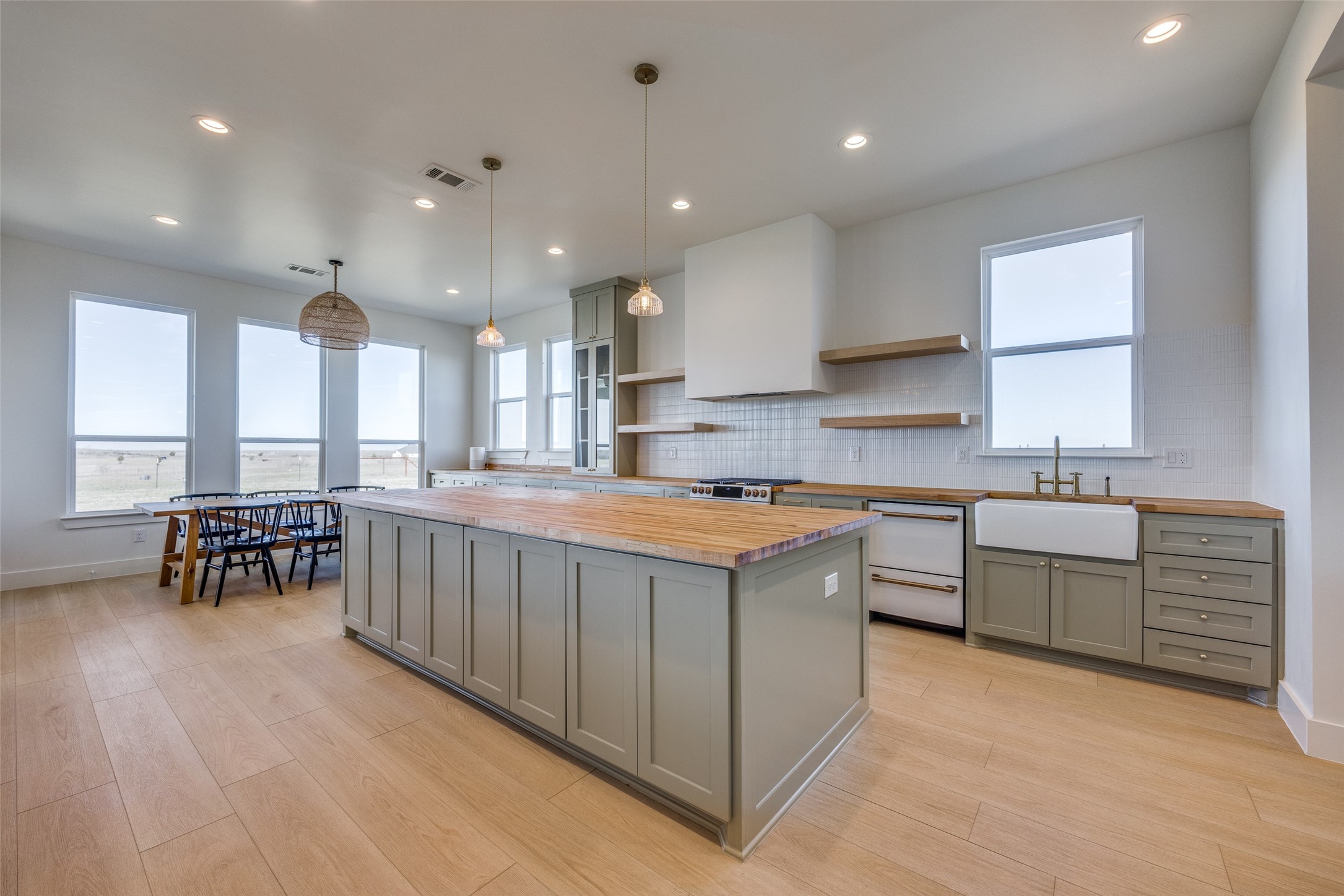 5032 County Road 1094 Celeste TX 75423
