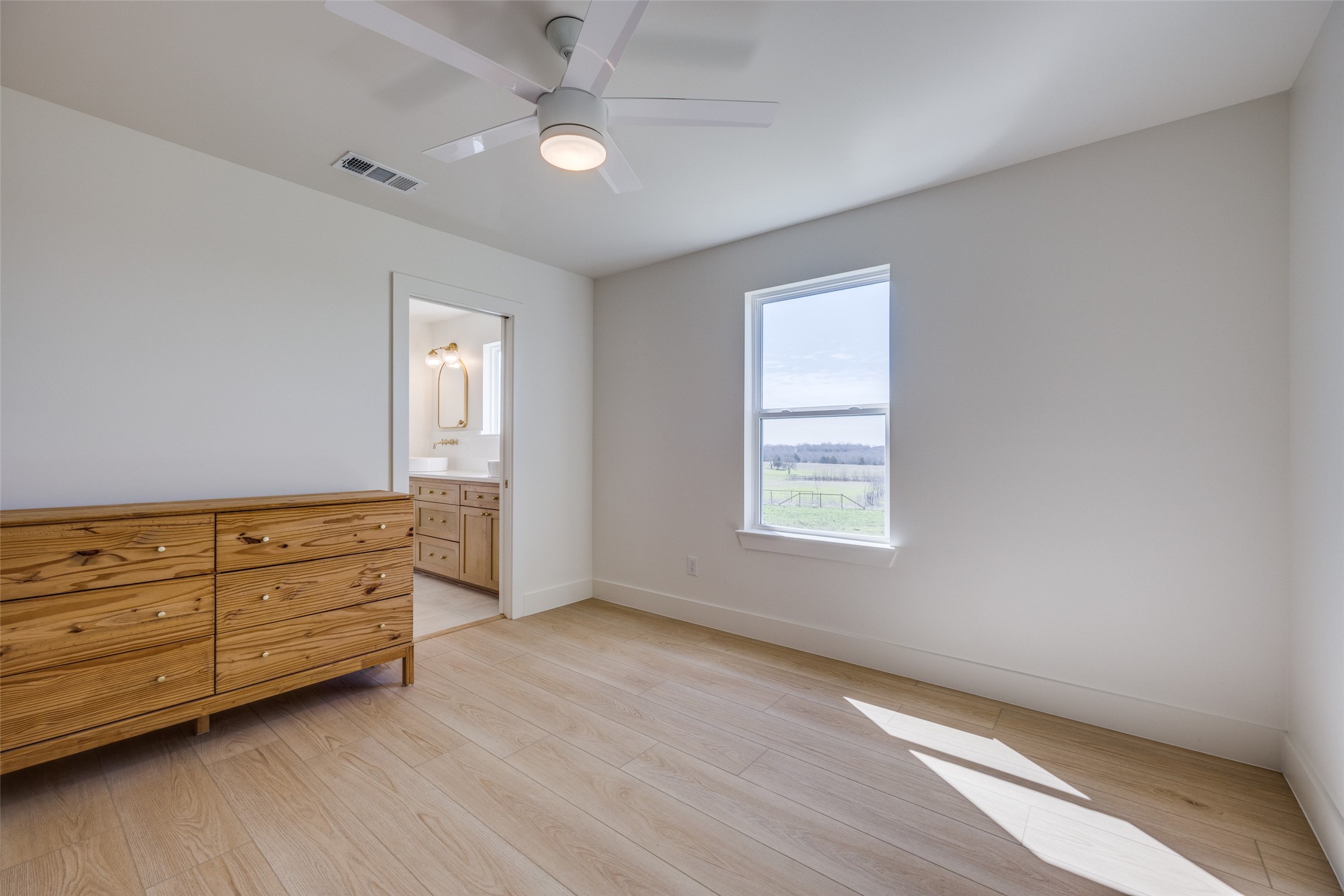 5032 County Road 1094 Celeste TX 75423