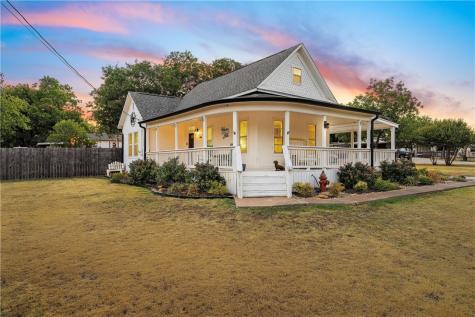 615 W 7th Street Crawford TX 76638