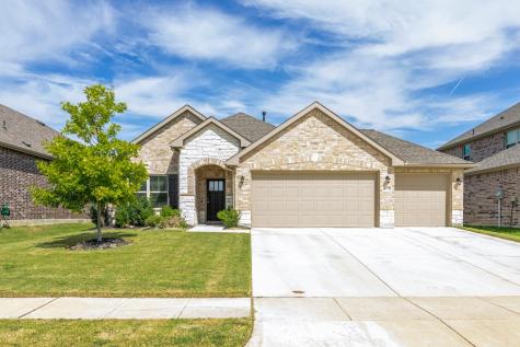 1905 Drover Creek Road Aubrey TX 76227
