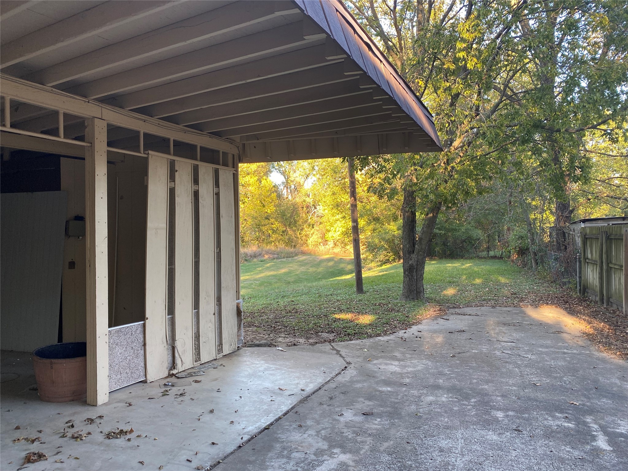 1805 E Beverly Drive Corsicana TX 75110