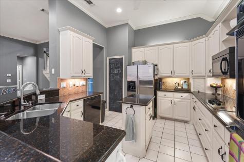 5923 La Cumbre Drive Mckinney TX 75072
