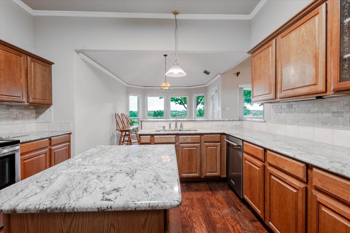 306 N Rolling Plains Drive Rhome TX 76078