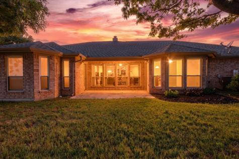 306 N Rolling Plains Drive Rhome TX 76078
