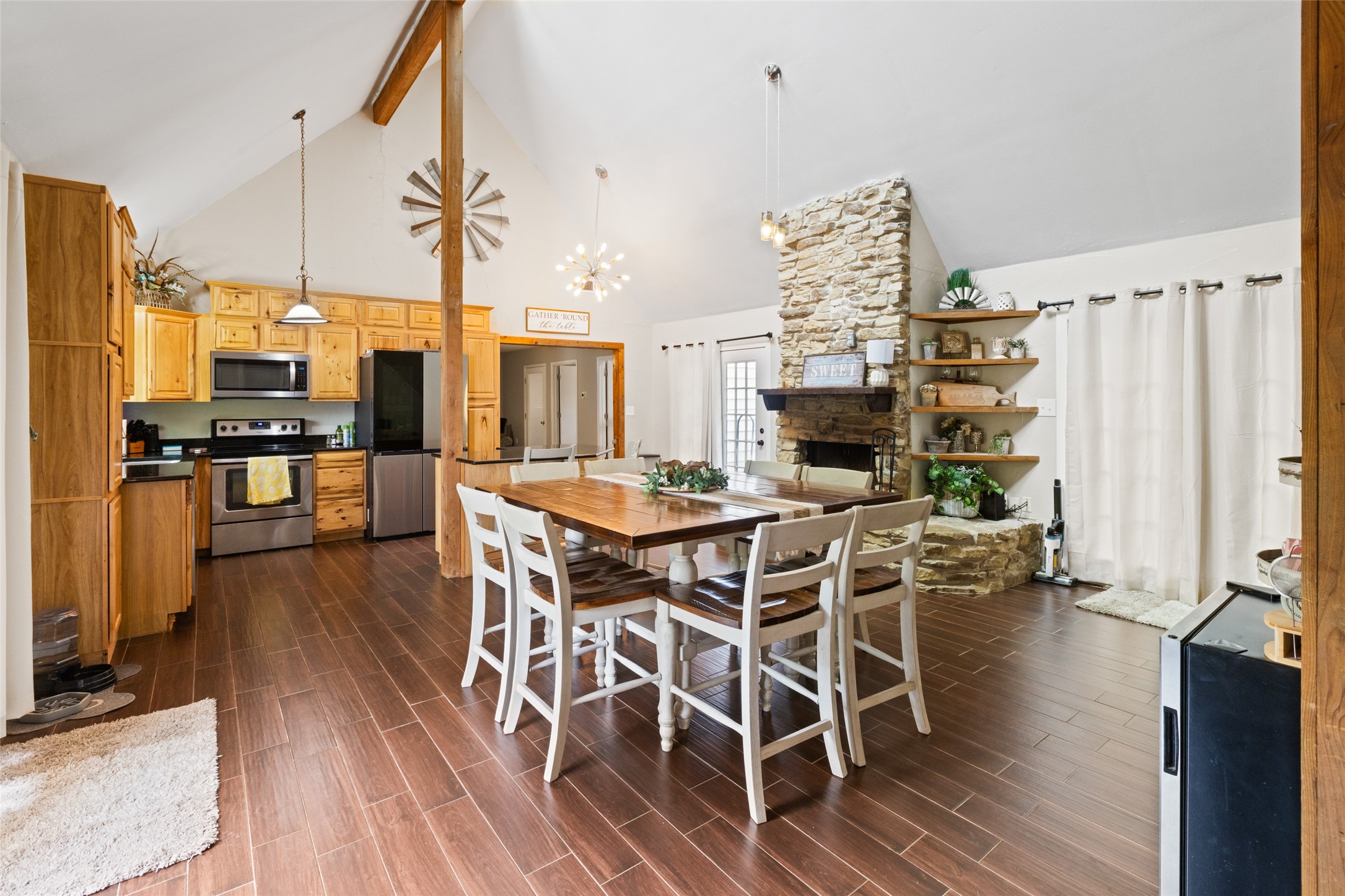 271 Lakewood Lane Pottsboro TX 75076