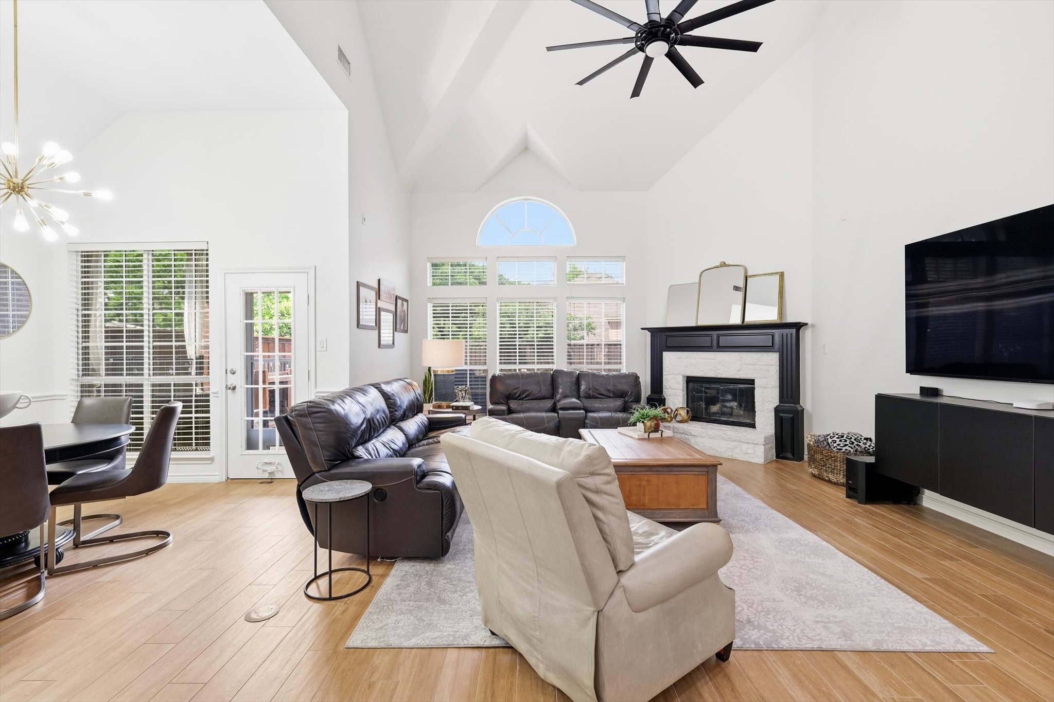 3306 Castlewood Boulevard Highland Village TX 75077