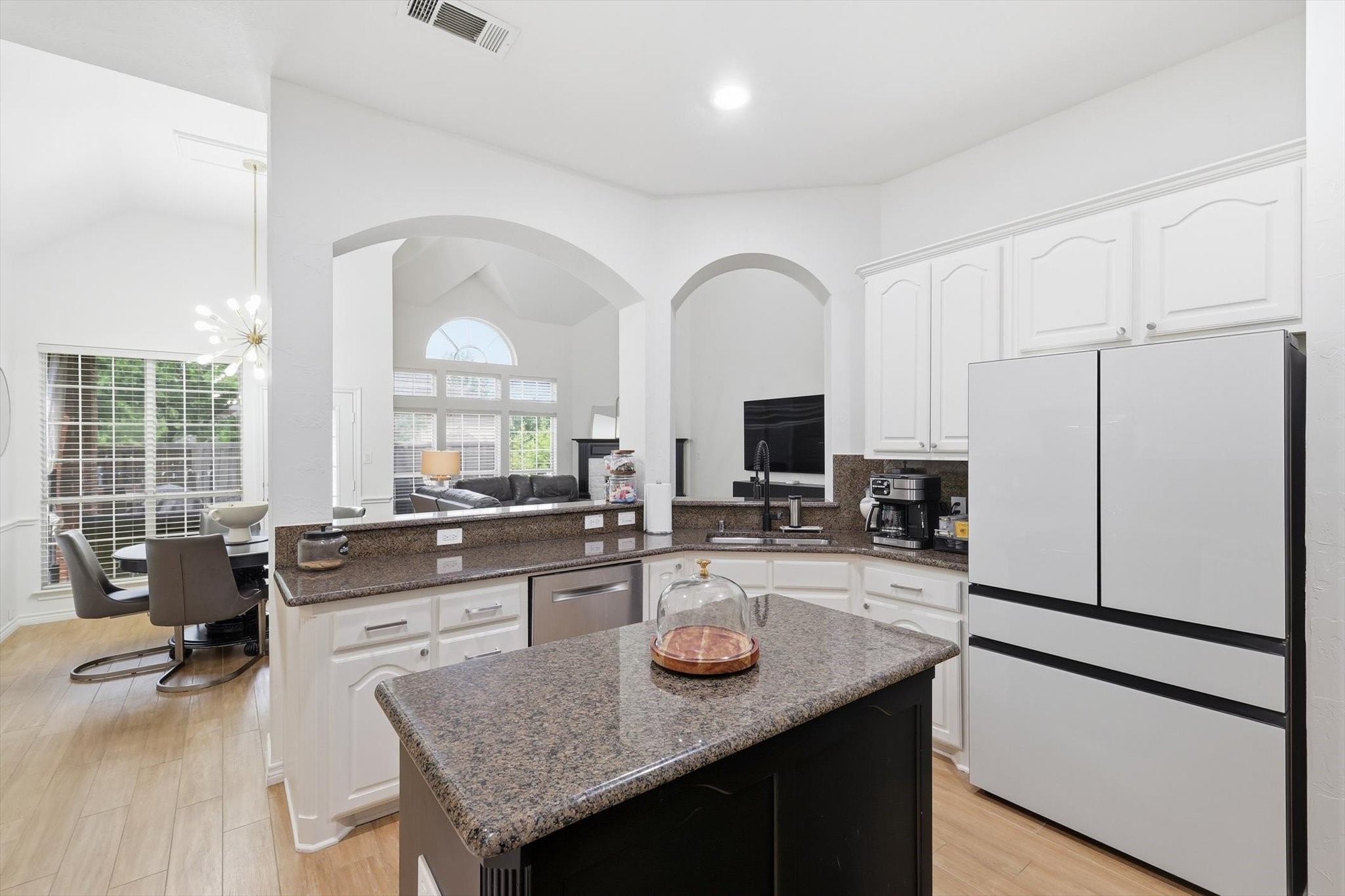 3306 Castlewood Boulevard Highland Village TX 75077