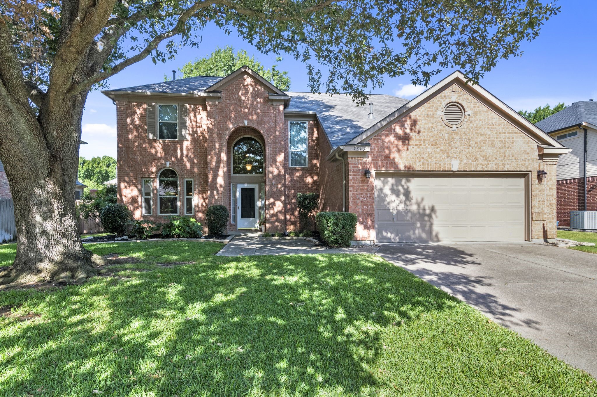 7313 Cross Keys Drive North Richland Hills TX 76182