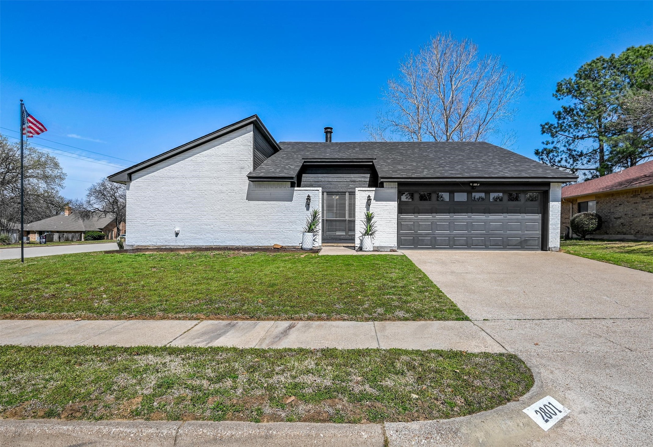 2801 Woodpath Lane Bedford TX 76021