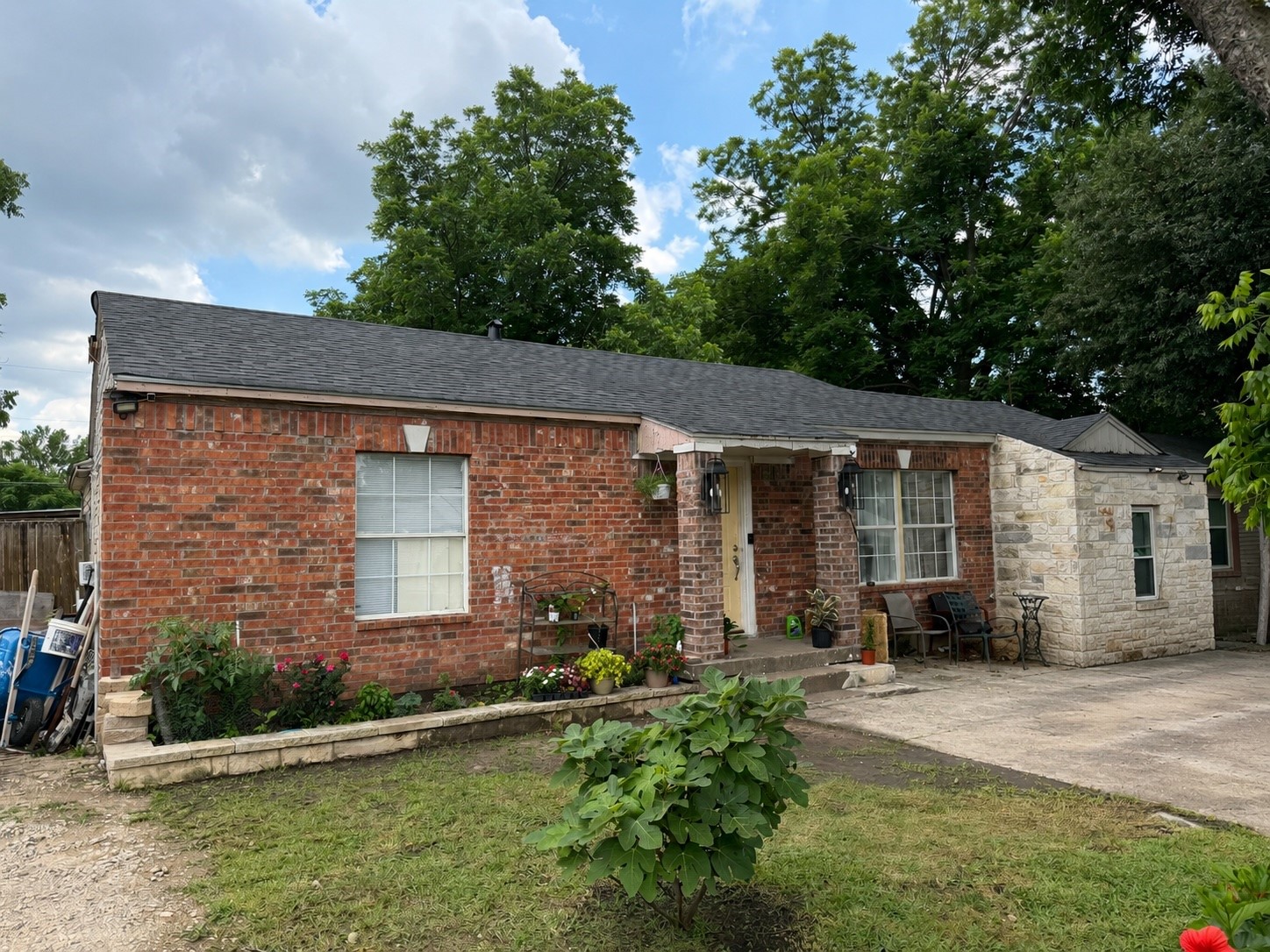 1454 Whitley Drive Dallas TX 75217