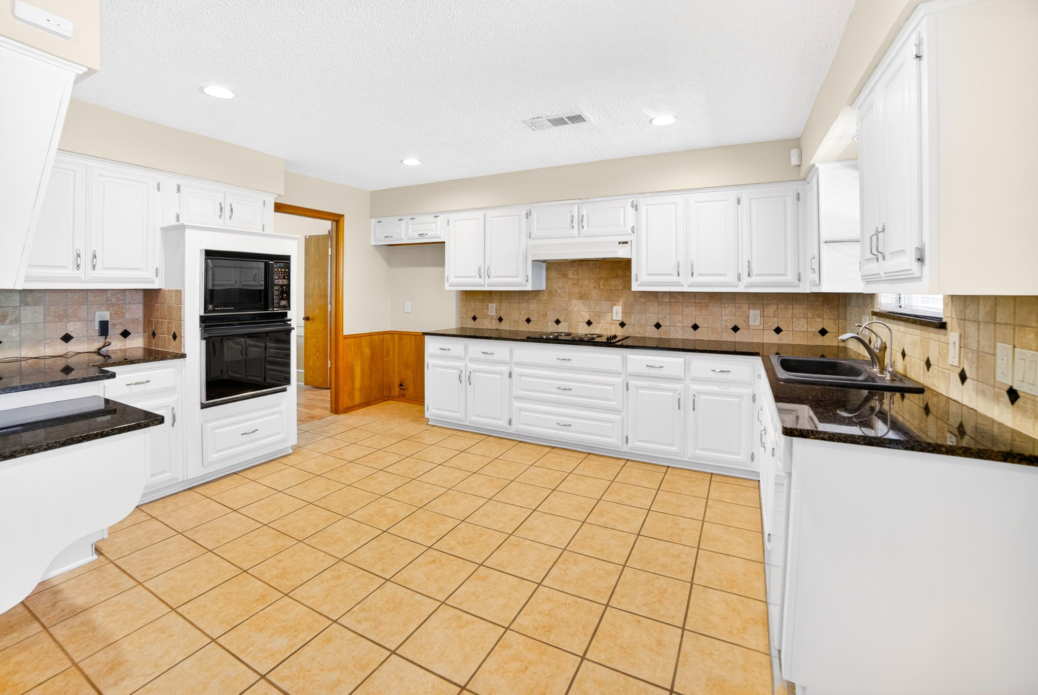 1525 Danube Lane Plano TX 75075