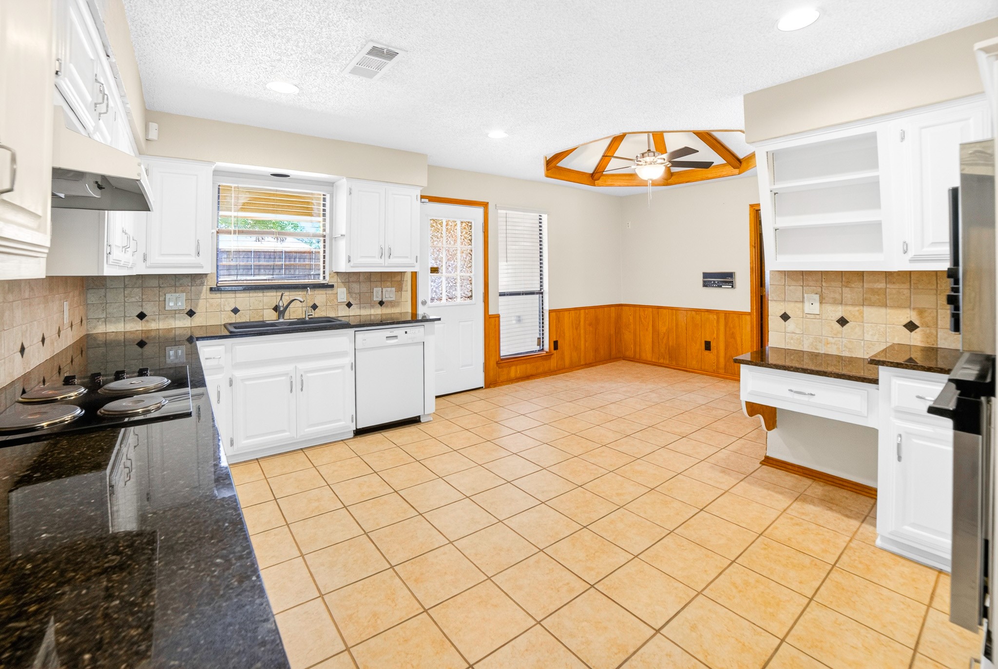 1525 Danube Lane Plano TX 75075