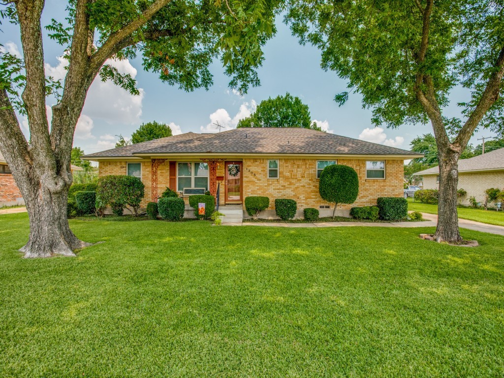 1305 Kingsbridge Drive Garland TX 75040