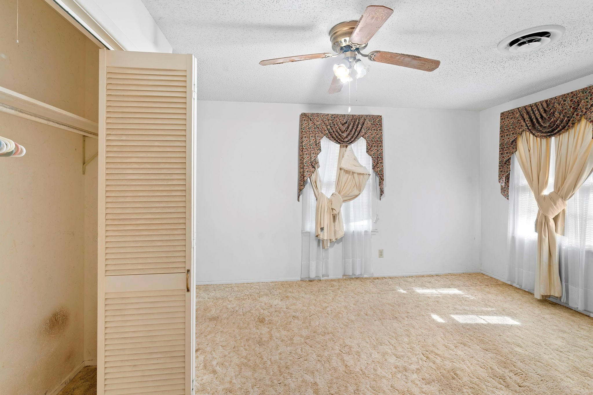304 Hillcrest Boulevard Daingerfield TX 75638