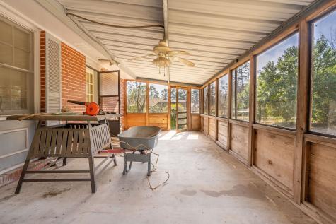 304 Hillcrest Boulevard Daingerfield TX 75638