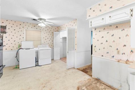 304 Hillcrest Boulevard Daingerfield TX 75638