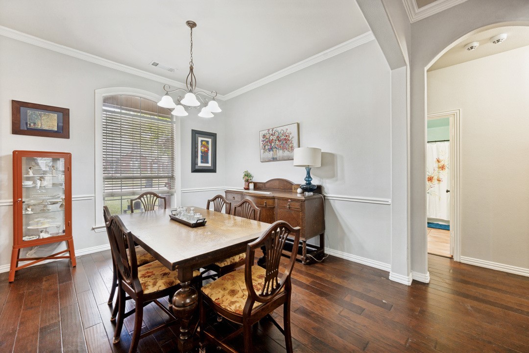 5009 Pointclear Court Arlington TX 76017