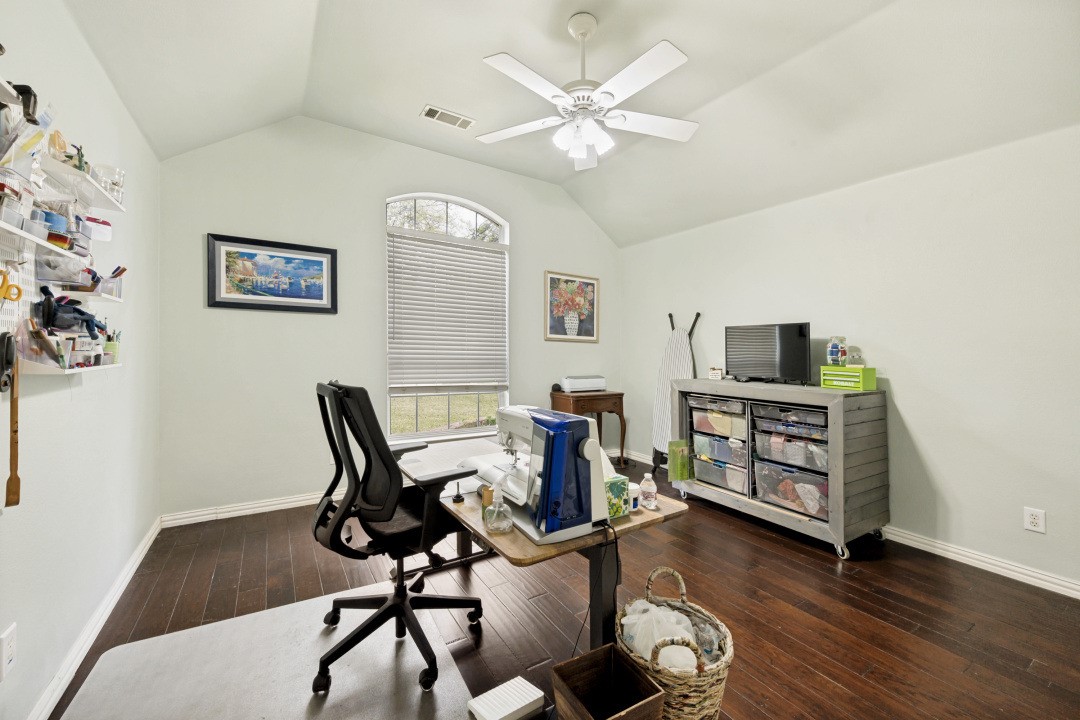 5009 Pointclear Court Arlington TX 76017