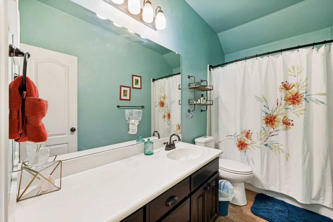 5009 Pointclear Court Arlington TX 76017