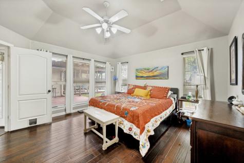 5009 Pointclear Court Arlington TX 76017