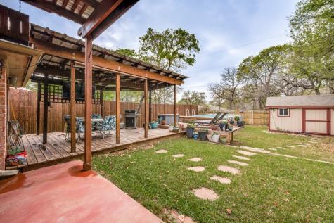 5009 Pointclear Court Arlington TX 76017