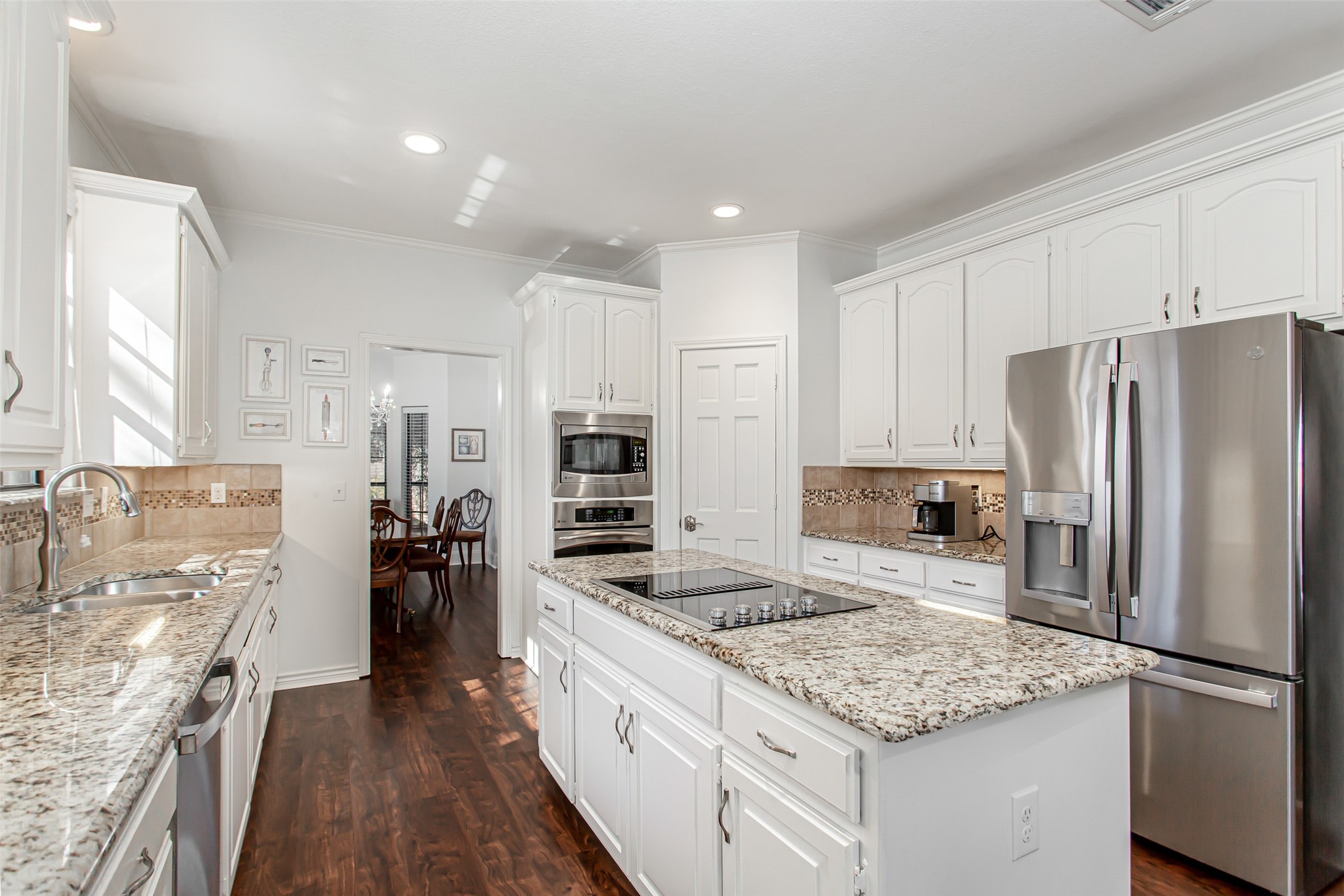 6622 Barclay Lane Garland TX 75044