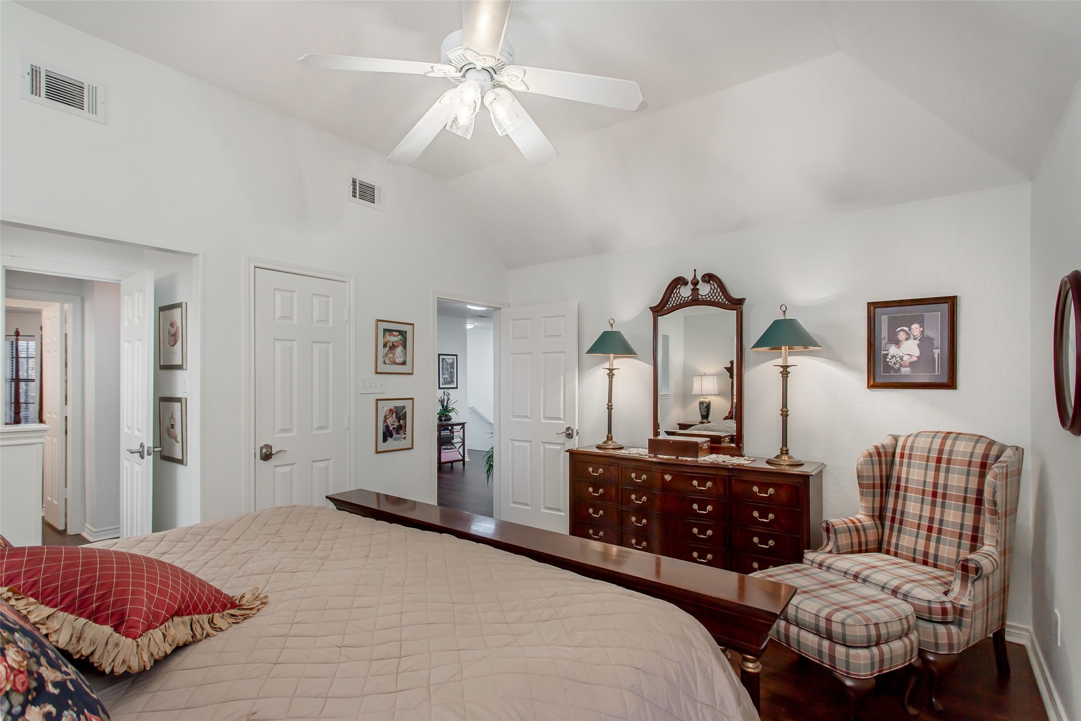 6622 Barclay Lane Garland TX 75044