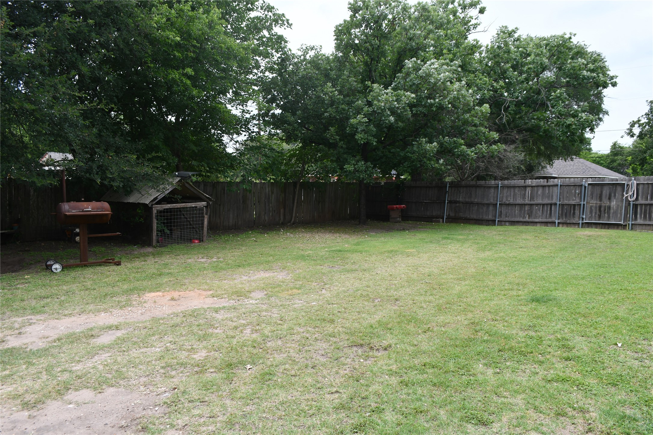 401 Powers Street Lacy Lakeview TX 76705