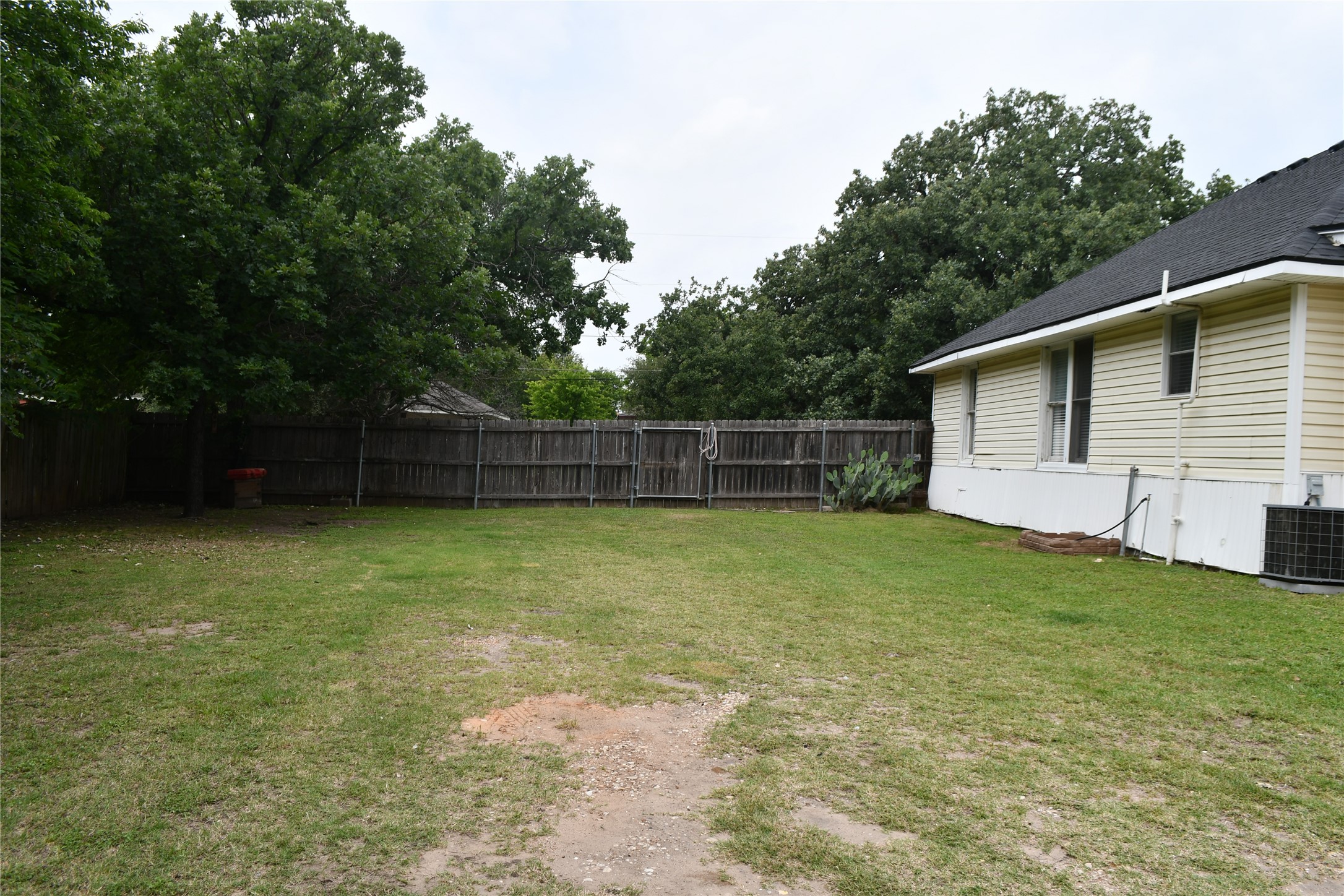 401 Powers Street Lacy Lakeview TX 76705