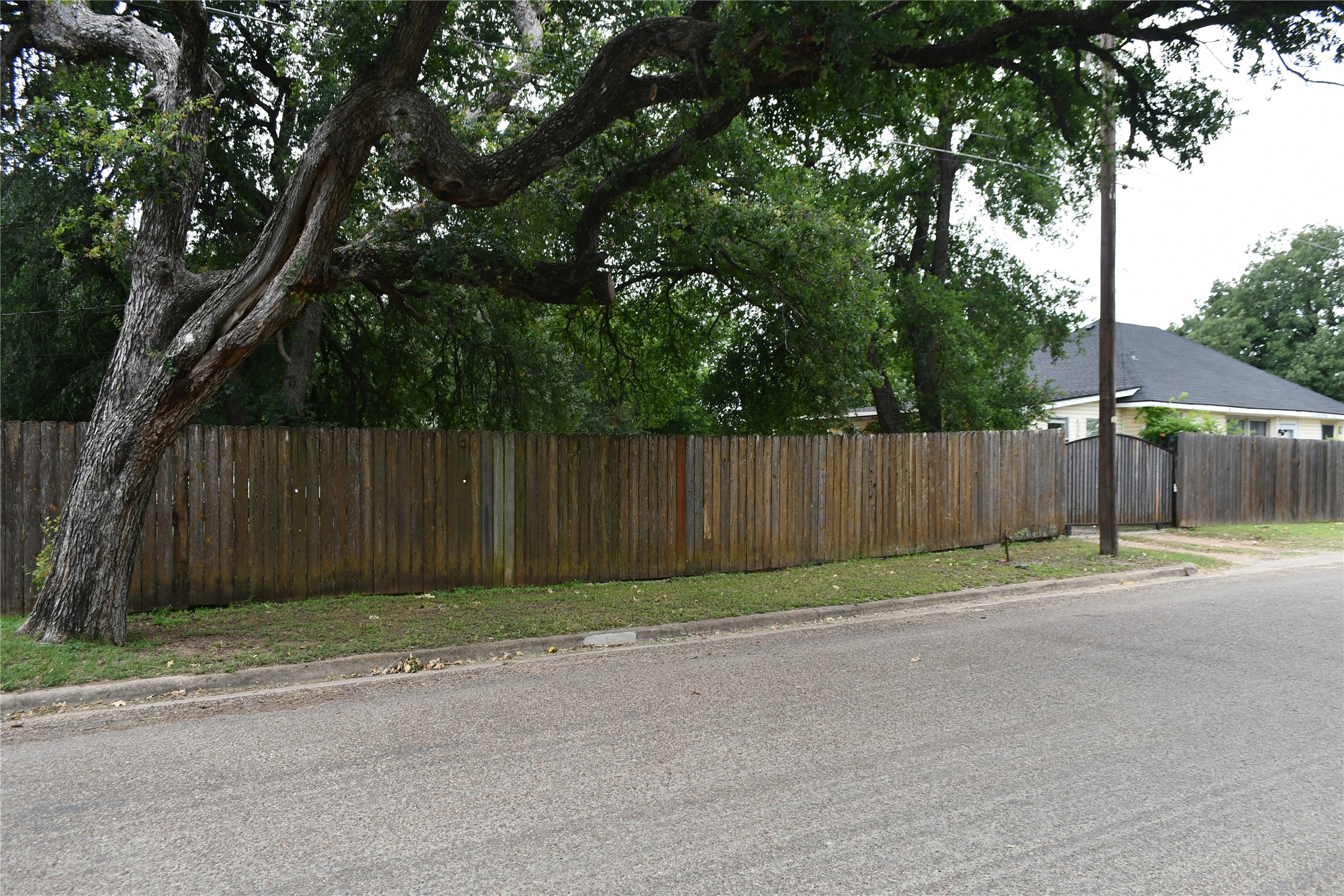 401 Powers Street Lacy Lakeview TX 76705